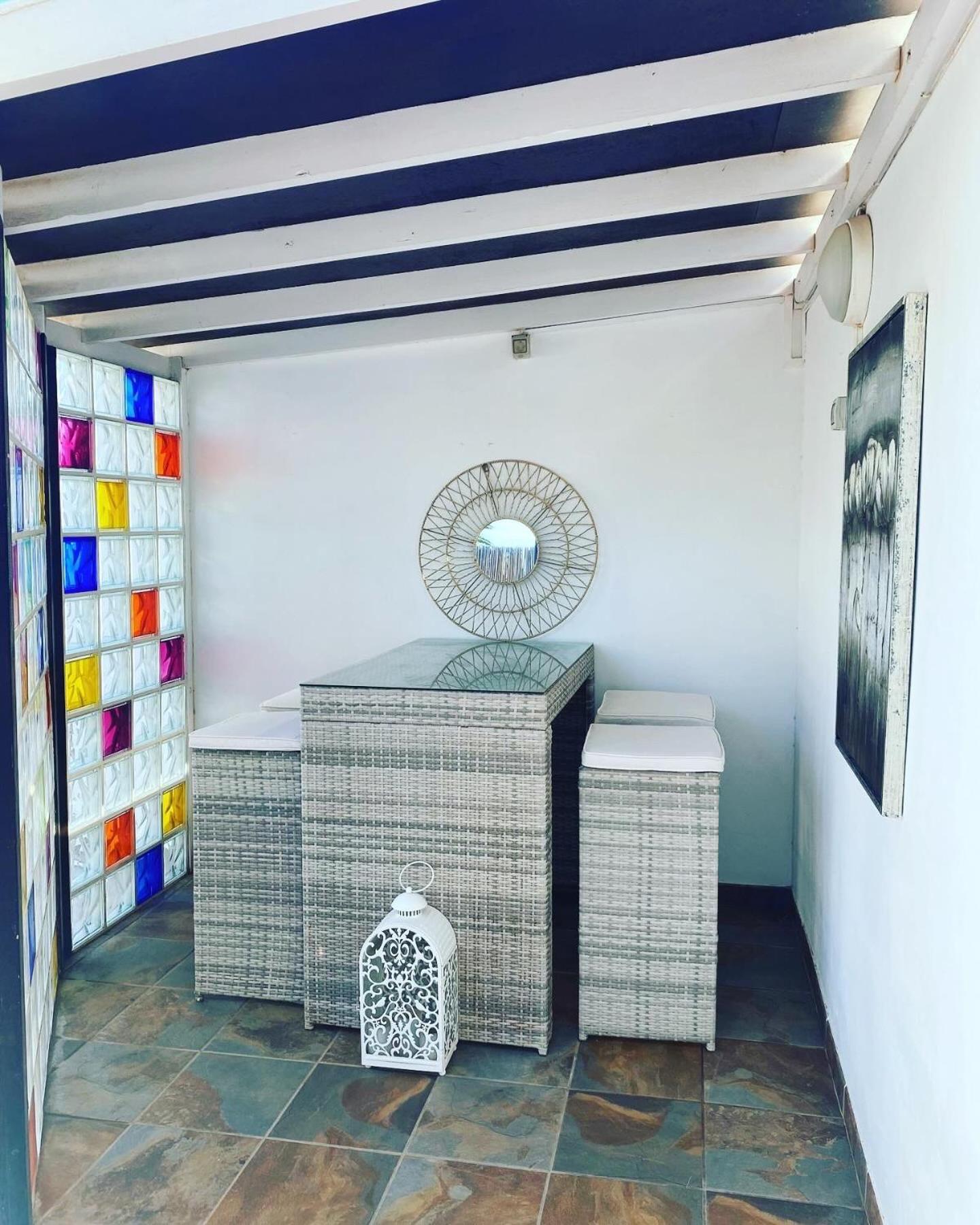 Large Studio Apartment! Costa Teguise Eksteriør billede