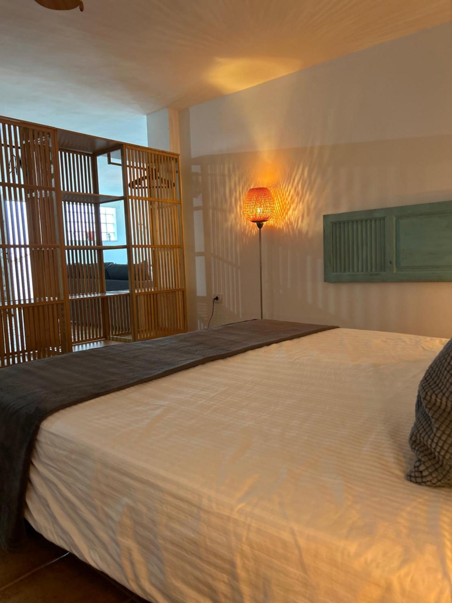 Large Studio Apartment! Costa Teguise Eksteriør billede